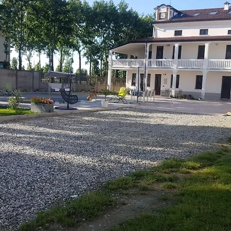Lazar Guest house